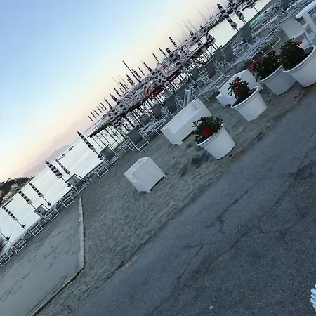 Polly Апартаменты